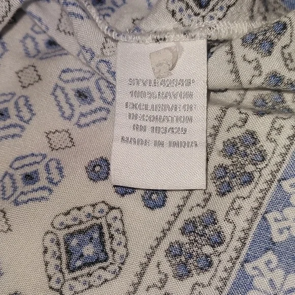 Intro Blouse - Picture 7 of 10